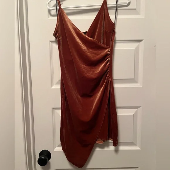 NWOT Velvet Ruched Mini Dress! - Picture 3 of 4